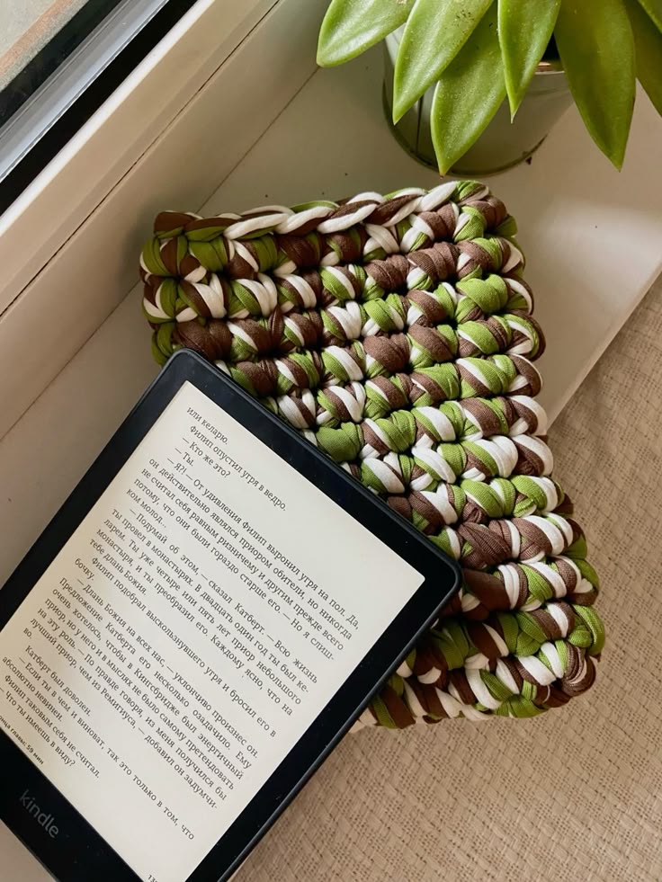 CRISTINA - kindle 6-7" pulgadas